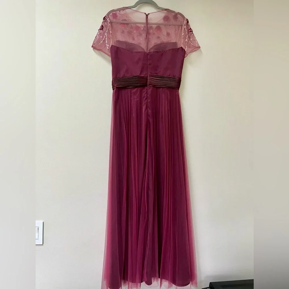 JS Collection. NEW. size 8 - Picture 2 of 6